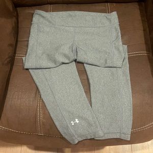 Under Armour cropped leggings